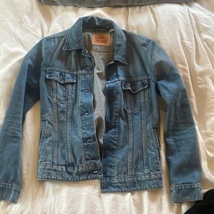 Levi denim jacket